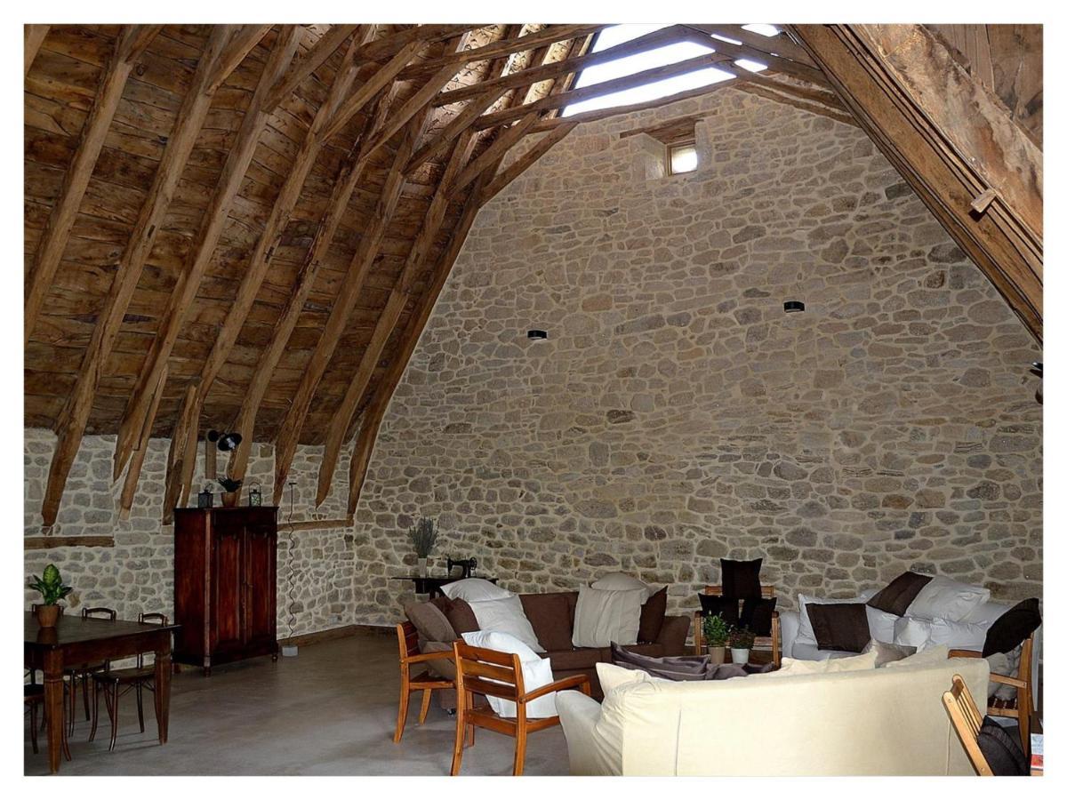 A L'Ombre Du Tilleul Comiac Exterior foto