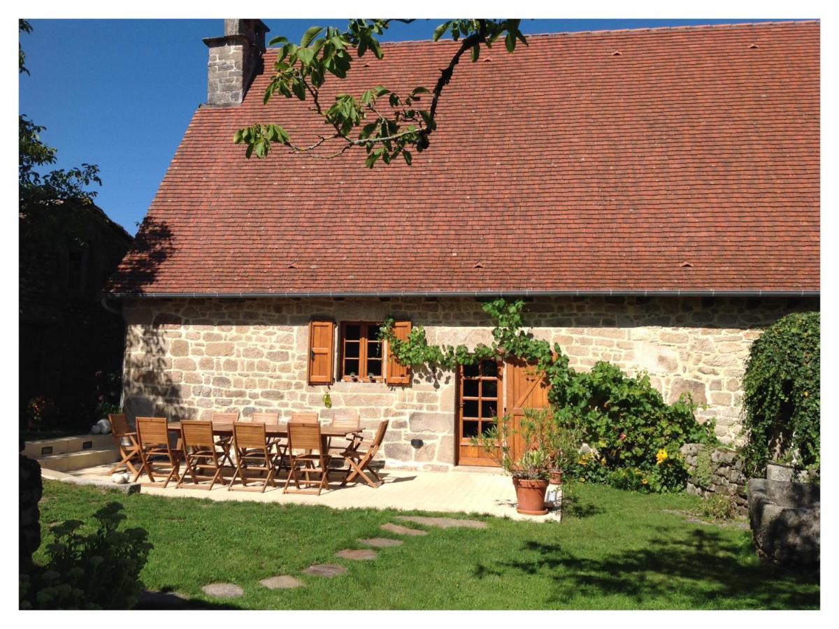 A L'Ombre Du Tilleul Comiac Exterior foto