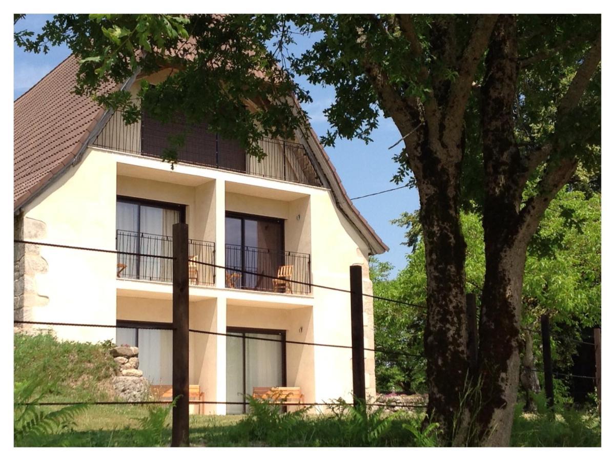 A L'Ombre Du Tilleul Comiac Exterior foto